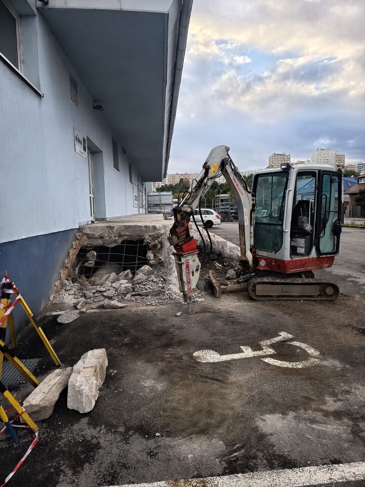 Demolácie – AES Košice